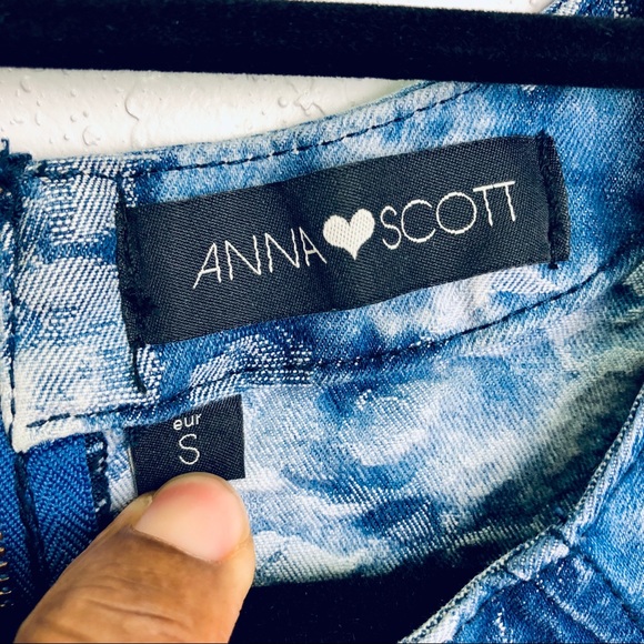 Denim Dress by Anna Scott Size Small - Picture 3 of 6